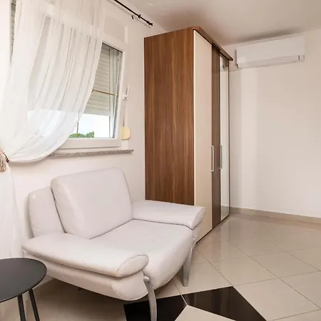 Ferienhaus In Valtursko Polje With Sauna *